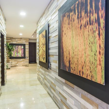 Holiday Inn Express Bogota - Parque La 93 By Ihg Luaran gambar