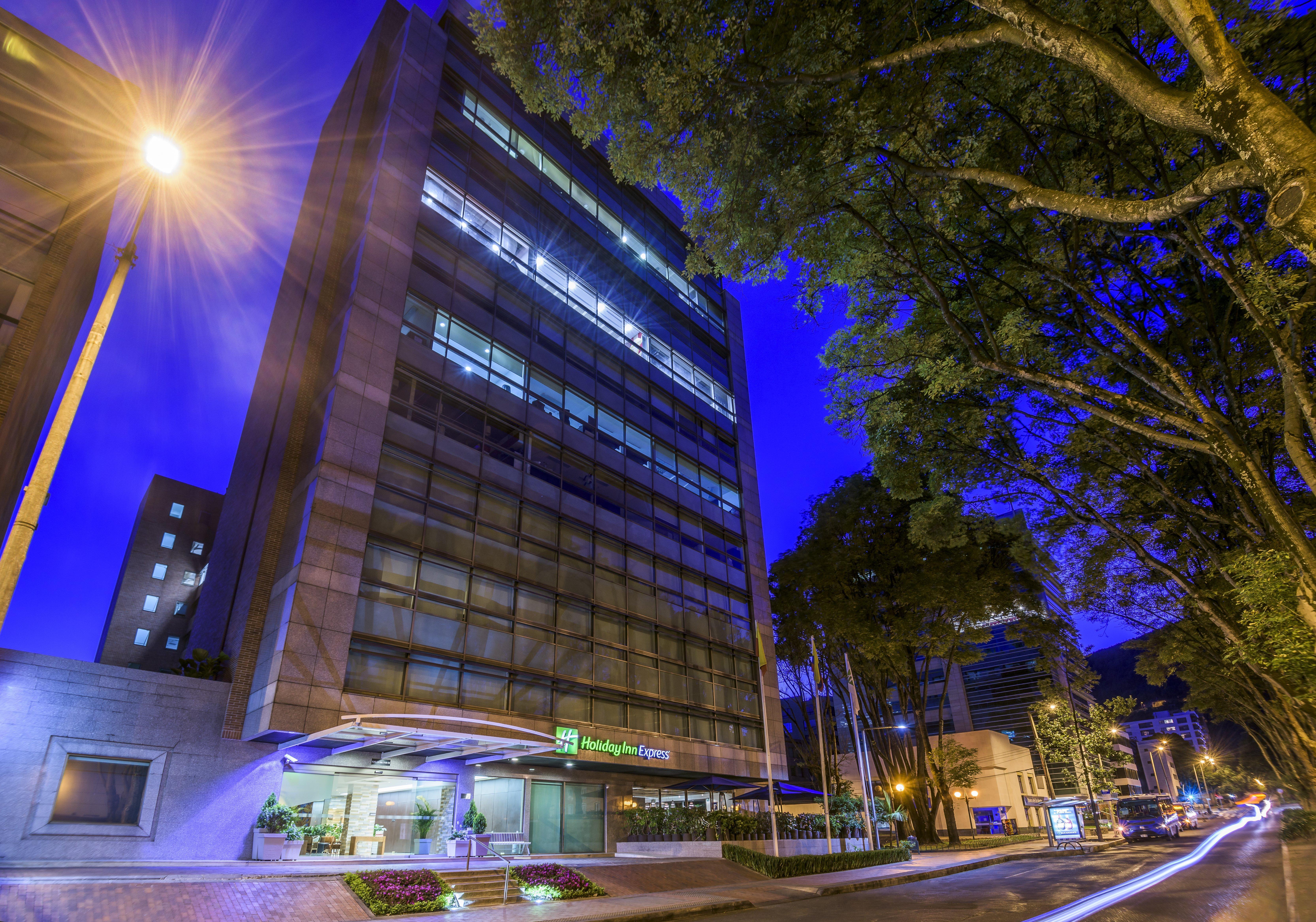 Holiday Inn Express Bogota - Parque La 93 By Ihg Luaran gambar
