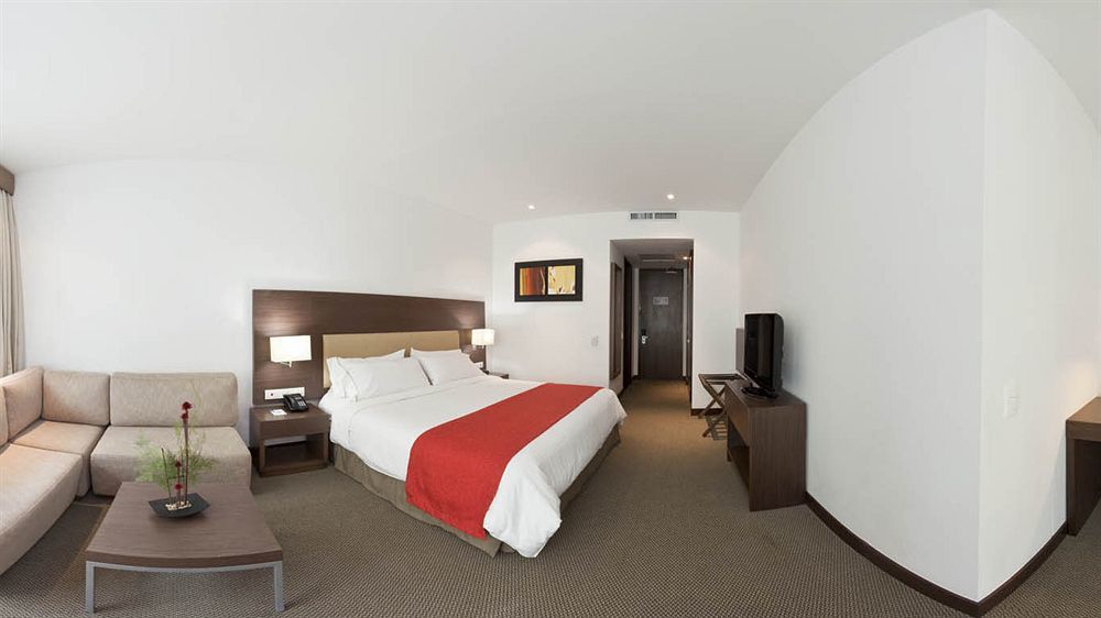 Holiday Inn Express Bogota - Parque La 93 By Ihg Luaran gambar